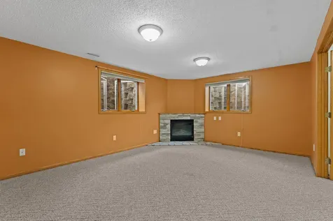 3328 Dorset Lane NW Rochester MN 55901