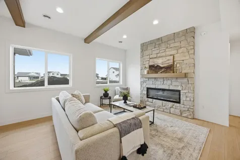 10327 73rd Street S Horace ND 58047