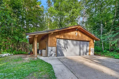 34278 S Pughole Lake Road Grand Rapids MN 55744