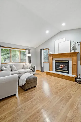 8541 Inverness Lane N Brooklyn Park MN 55443