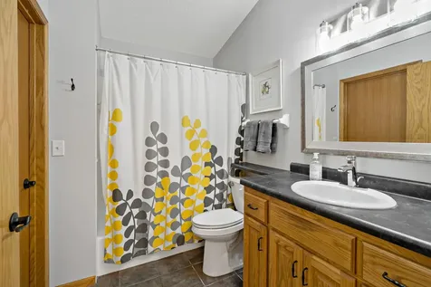 8541 Inverness Lane N Brooklyn Park MN 55443