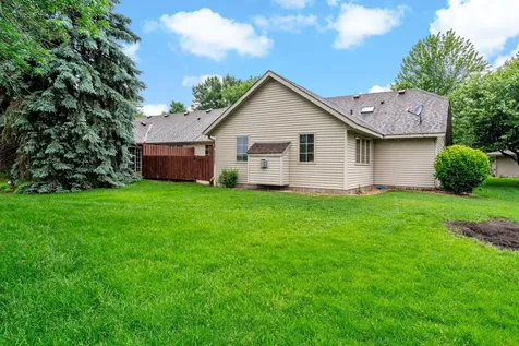 8541 Inverness Lane N Brooklyn Park MN 55443