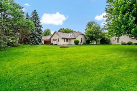 8541 Inverness Lane N Brooklyn Park MN 55443