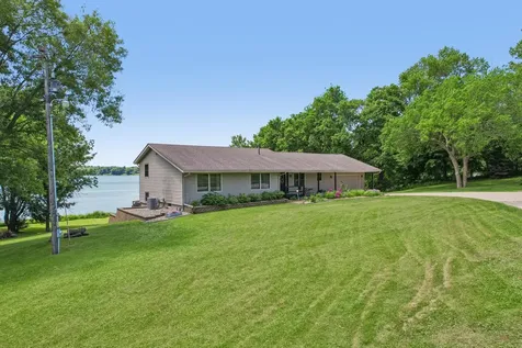 17162 Hunt Lake Trail Kilkenny MN 56052