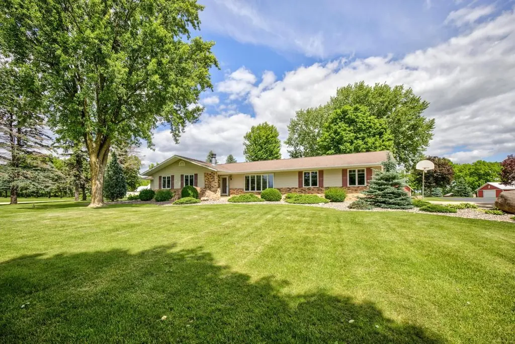 11560 767th Avenue Le Roy MN 55951