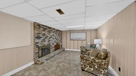 11560 767th Avenue Le Roy MN 55951
