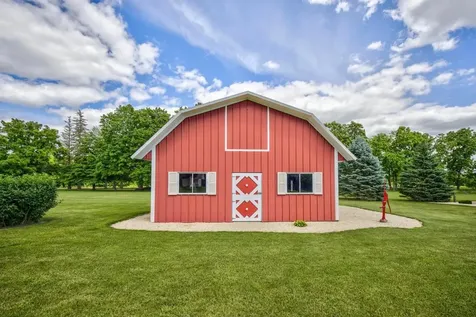 11560 767th Avenue Le Roy MN 55951