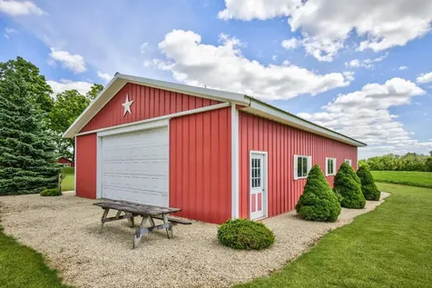 11560 767th Avenue Le Roy MN 55951