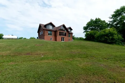 W15991 Random Ridge Road Weyerhaeuser WI 54895