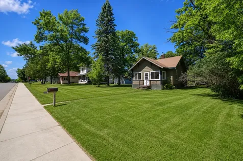 413 1st Street SW Crosby MN 56441