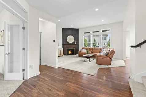 16563 Beverly Drive Eden Prairie MN 55347