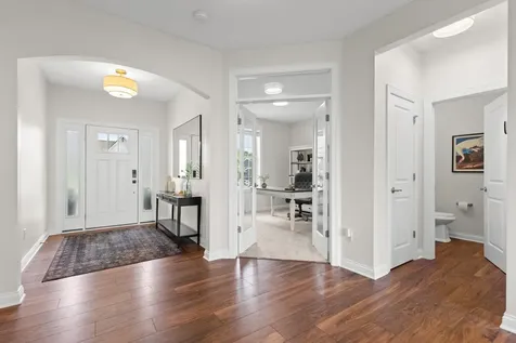 16563 Beverly Drive Eden Prairie MN 55347