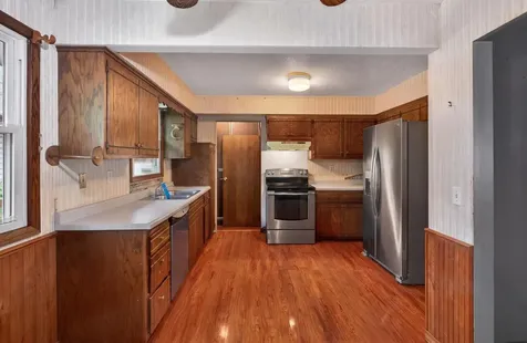 2046 Reaney Avenue E Saint Paul MN 55119