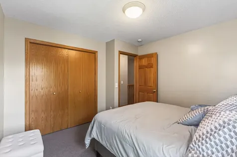 15838 Xeon Street NW Andover MN 55304