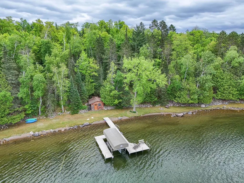 35794 N Moose Point Road Grand Rapids MN 55744