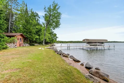 35794 N Moose Point Road Grand Rapids MN 55744