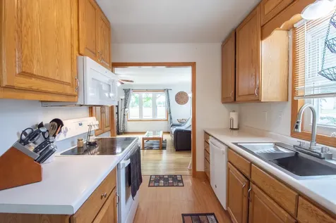 805 13th Street N Moorhead MN 56560