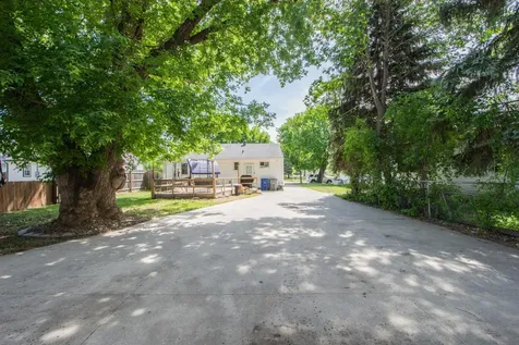 805 13th Street N Moorhead MN 56560