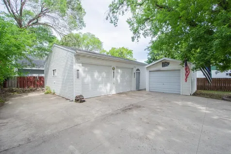 805 13th Street N Moorhead MN 56560