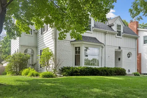4209 Drew Avenue N Robbinsdale MN 55422