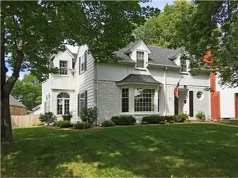 4209 Drew Avenue N Robbinsdale MN 55422