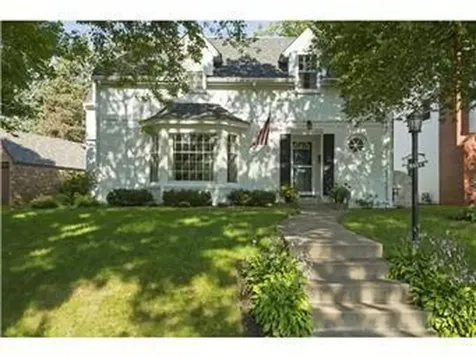 4209 Drew Avenue N Robbinsdale MN 55422