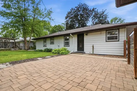9325 4th Avenue S Bloomington MN 55420