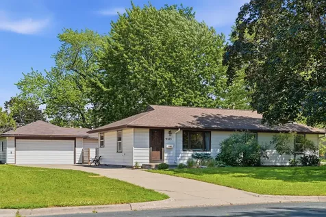 9325 4th Avenue S Bloomington MN 55420