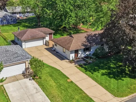 9325 4th Avenue S Bloomington MN 55420