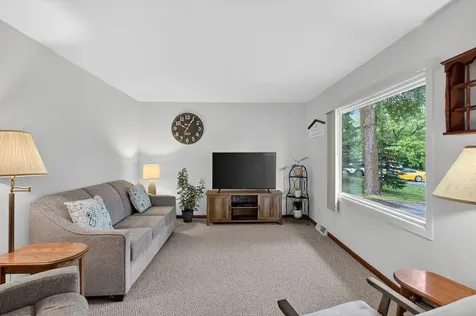 1808 E Golf Course Road NE Alexandria MN 56308