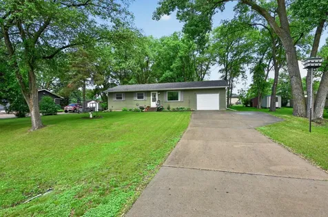 1808 E Golf Course Road NE Alexandria MN 56308