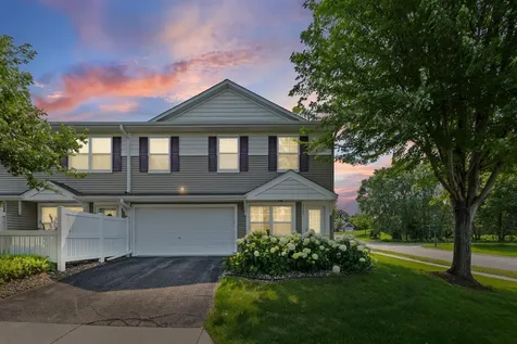 3232 Oak View Drive Woodbury MN 55129