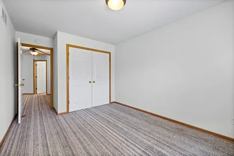 3232 Oak View Drive Woodbury MN 55129