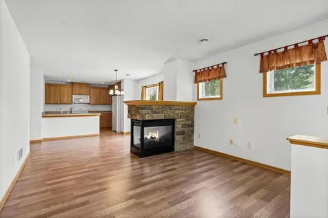 3232 Oak View Drive Woodbury MN 55129