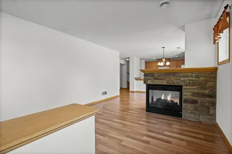 3232 Oak View Drive Woodbury MN 55129