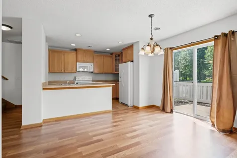 3232 Oak View Drive Woodbury MN 55129