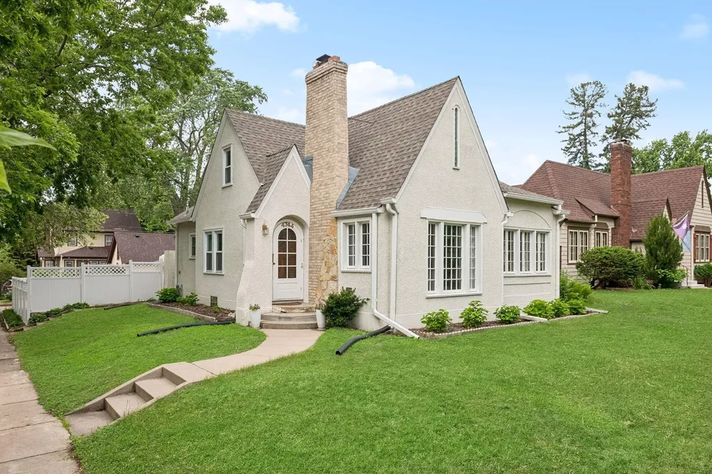 4744 11th Avenue S Minneapolis MN 55407