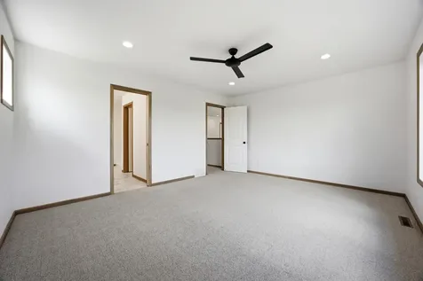 10350 Burgundy Drive Horace ND 58047