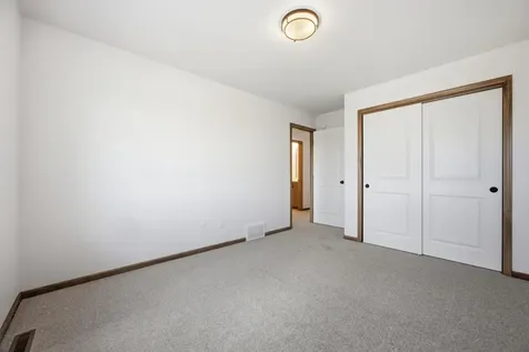 10350 Burgundy Drive Horace ND 58047