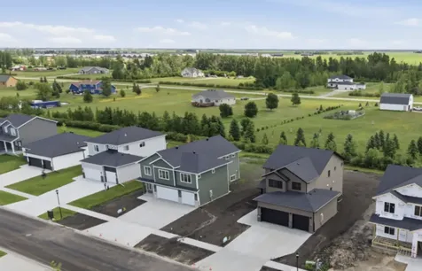 10350 Burgundy Drive Horace ND 58047