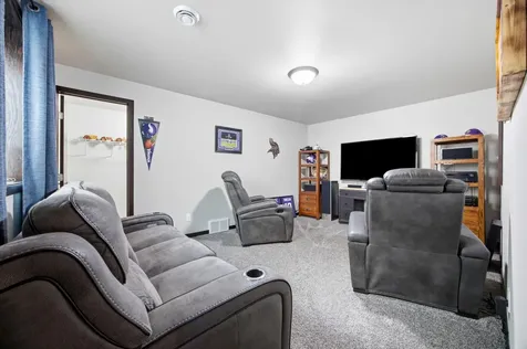 6007 68th Street S Fargo ND 58104