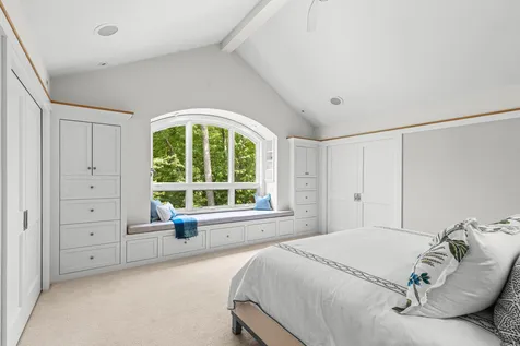 5955 Maple Forest Minnetrista MN 55364