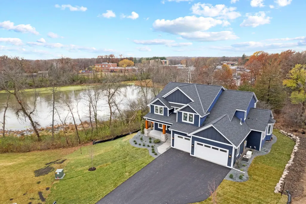 5534 Conifer Trail Minnetonka MN 55345