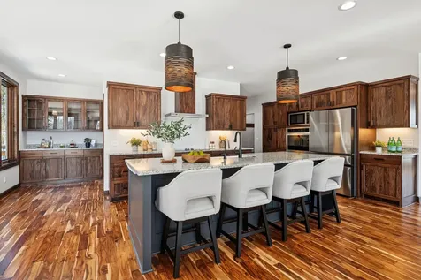 5534 Conifer Trail Minnetonka MN 55345