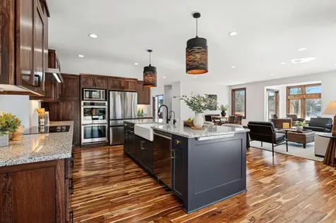 5534 Conifer Trail Minnetonka MN 55345