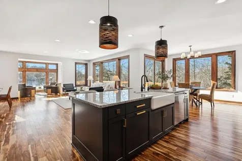 5534 Conifer Trail Minnetonka MN 55345