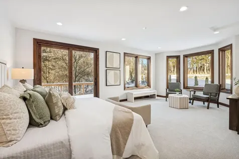 5534 Conifer Trail Minnetonka MN 55345