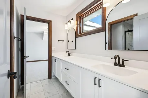5534 Conifer Trail Minnetonka MN 55345