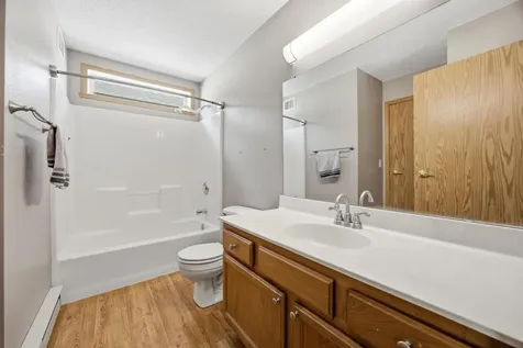 1903 58 Avenue S Fargo ND 58104
