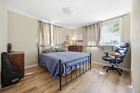1903 58 Avenue S Fargo ND 58104